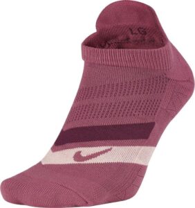 Ponožky Nike Dry Cushion Dynamic Arch No Show Running Vínová